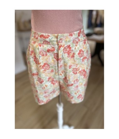 Short fleuri